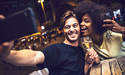 How to date a black women?